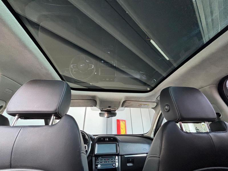 Jaguar F-Pace 2.0d i4 R-Sport awd 180cv auto my20