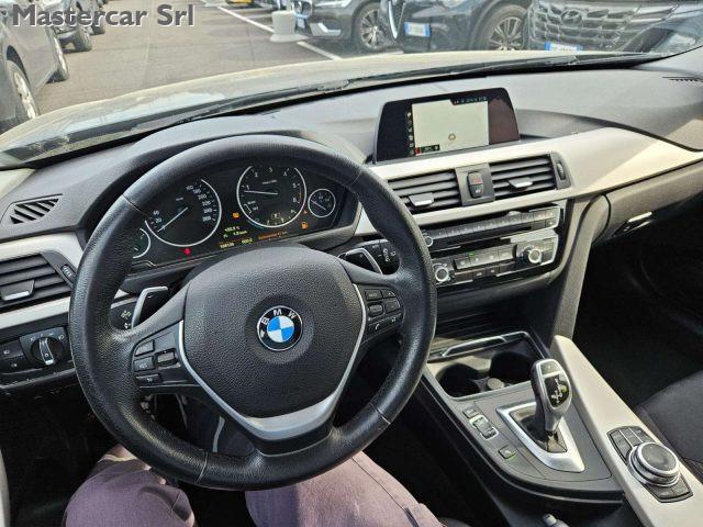 BMW 320 320d xDrive Business Adv. Touring aut. - GV219KS
