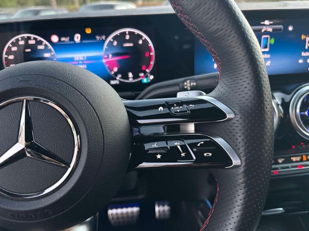 Mercedes GLA 200 d Automatic AMG Line Premium Plus 2024 / KM 13.000 IVA ESPOSTA Tua a solo 399 Euro al mese