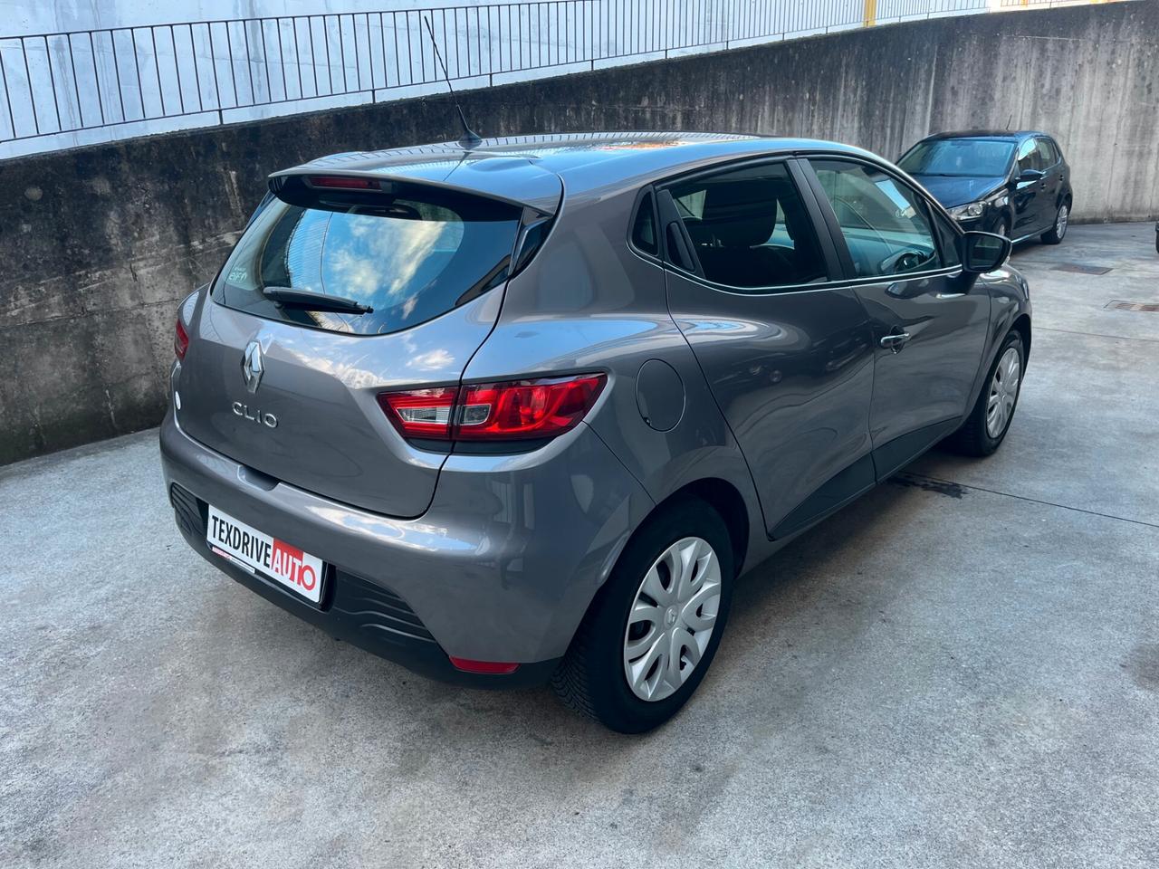Renault Clio 1.2 75CV 5 porte Live