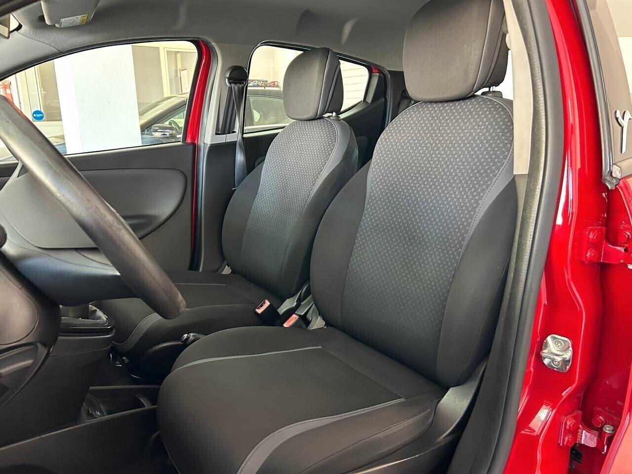 Lancia Ypsilon 1.2 69 CV 5 porte Gold