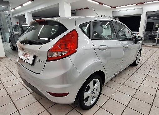 Ford Fiesta Fiesta 1.4 TDCi 68CV 5 porte