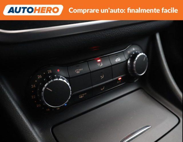 MERCEDES-BENZ GLA 200 d Automatic 4Matic Premium