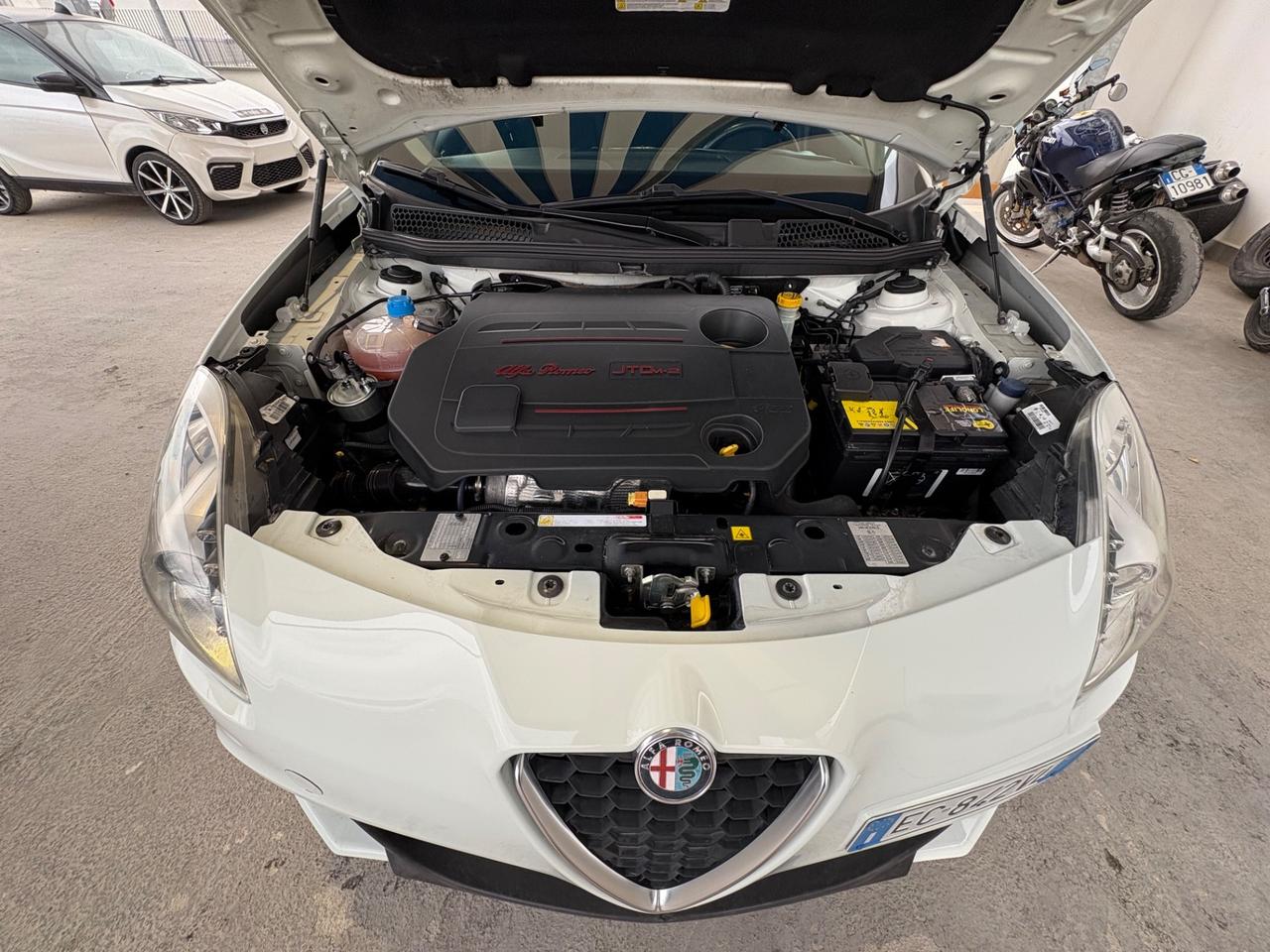Alfa Romeo Giulietta 1.6 JTDm-2 105 CV Distinctive