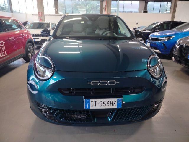 FIAT 600 Hybrid 100 CV DCT MHEV La Prima