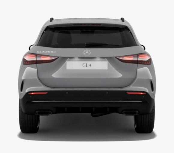 MERCEDES GLA (H247) GLA 200 d Automati...