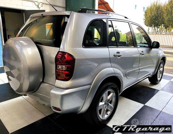 TOYOTA - RAV4 - 2.0 16V 5 porte Sol