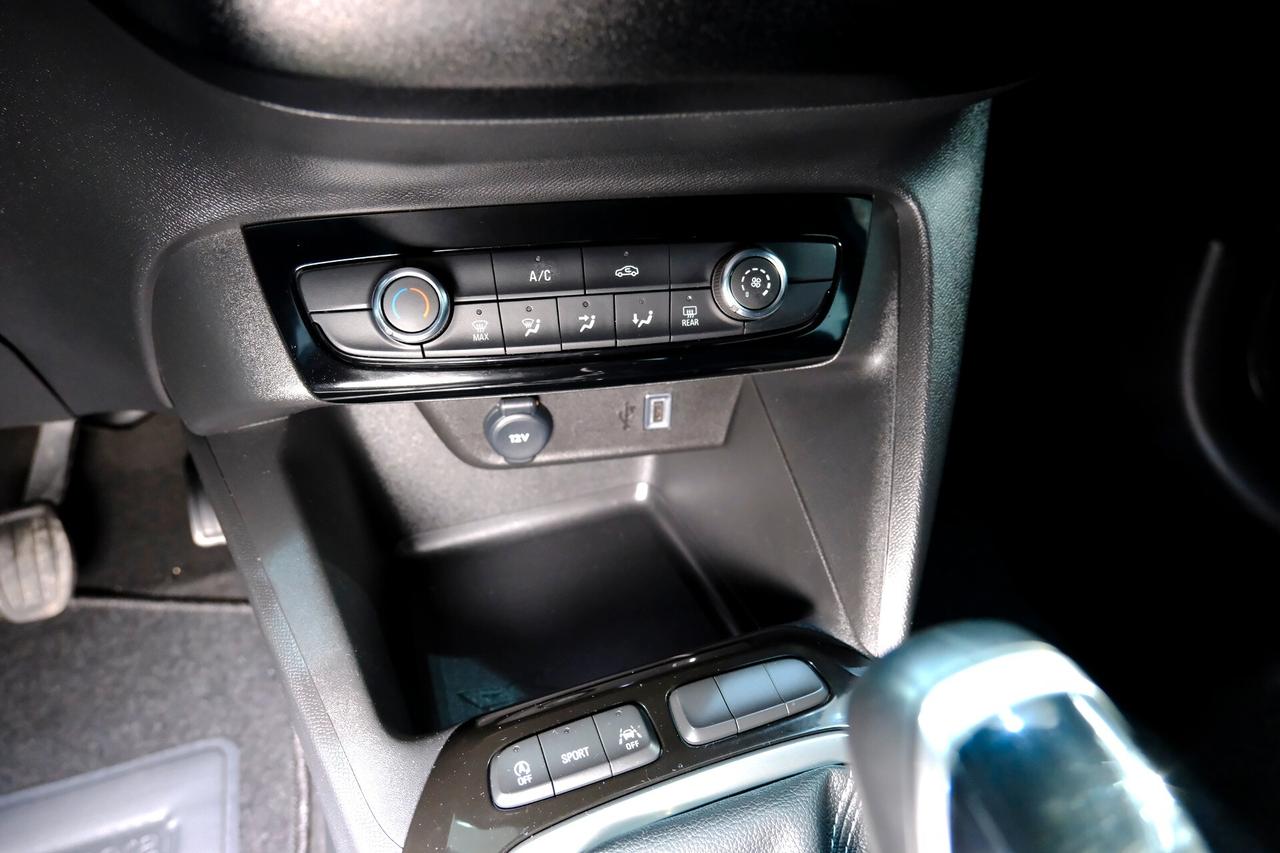 Opel Corsa 1.2 TURBO 100cv GS Line