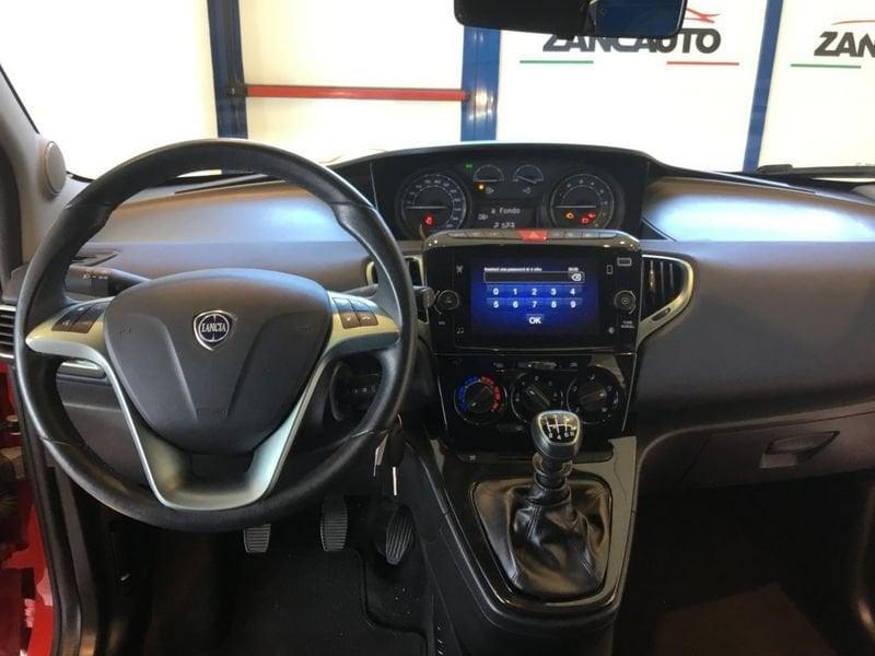 Lancia Ypsilon 1.0 FireFly 70cv Hybrid Platino