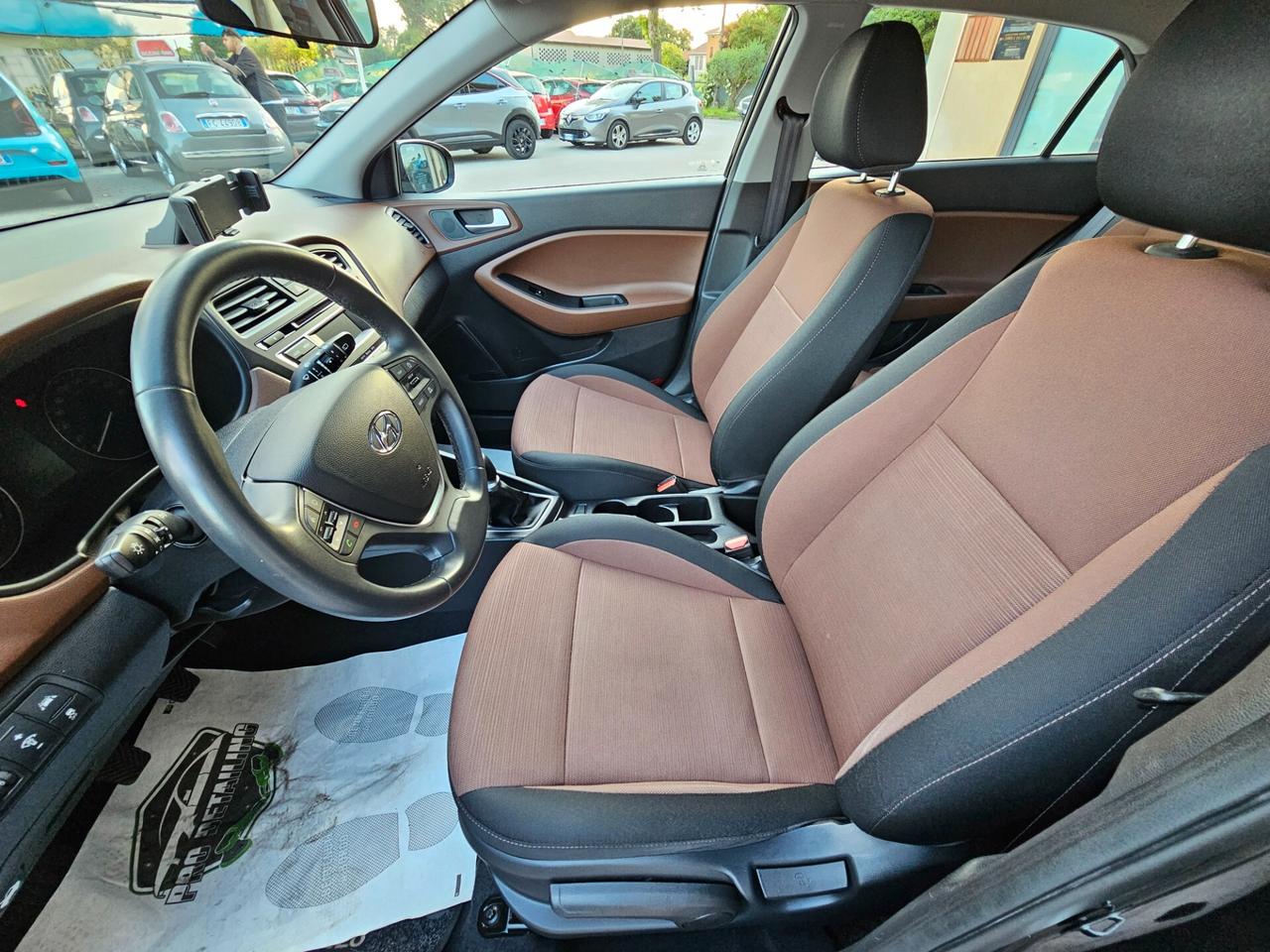 Hyundai i20 1.2 84 CV 5 porte Gpl