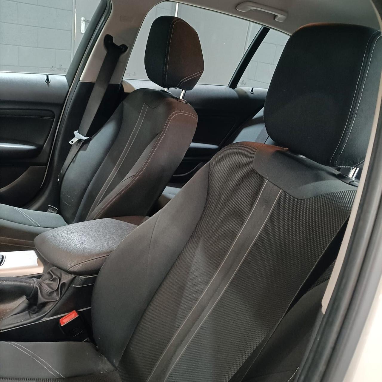 Bmw 116 116d 5p. Urban