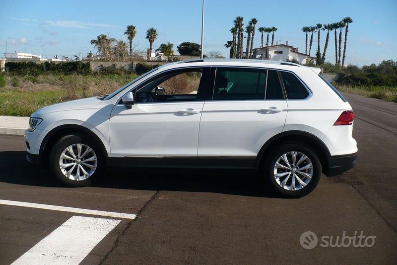 Volkswagen Tiguan 2.0 TDI SCR Business BlueMo...