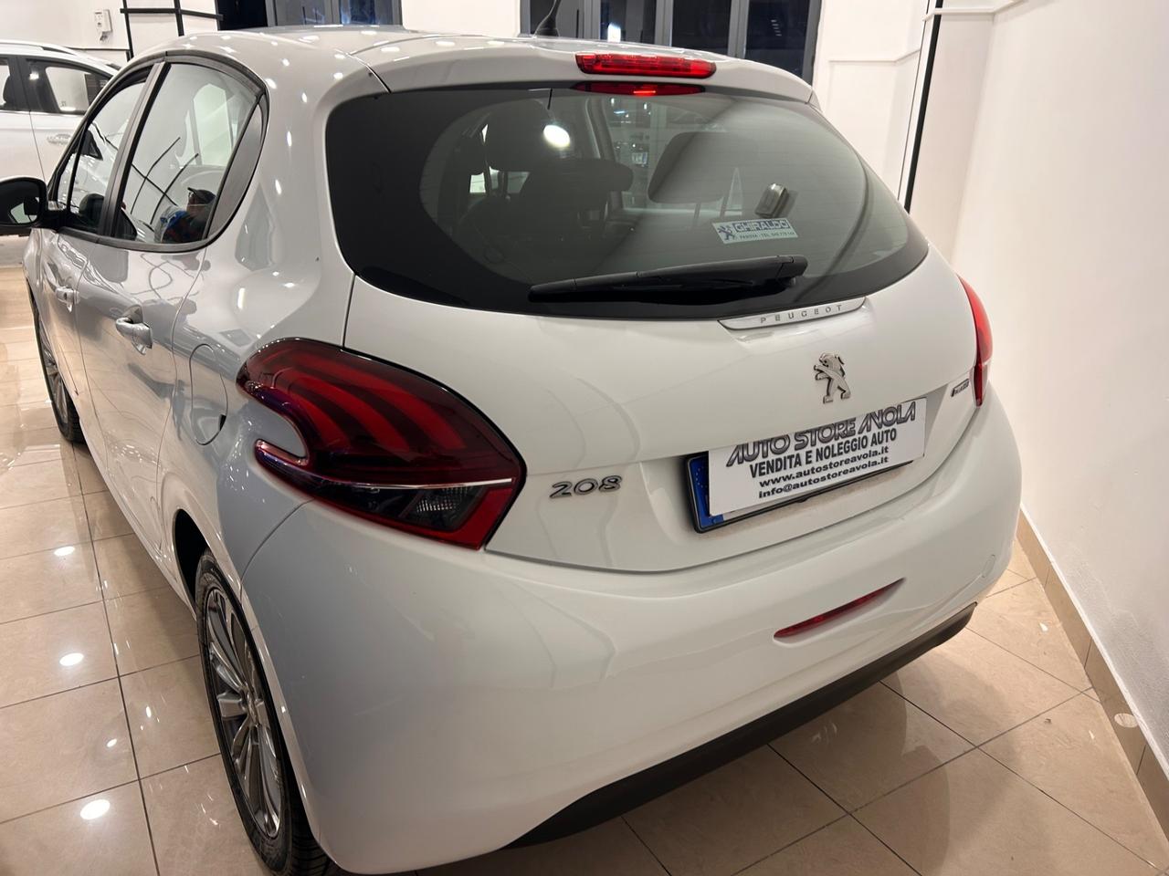 Peugeot 208 BlueHDi 75 5 porte Allure
