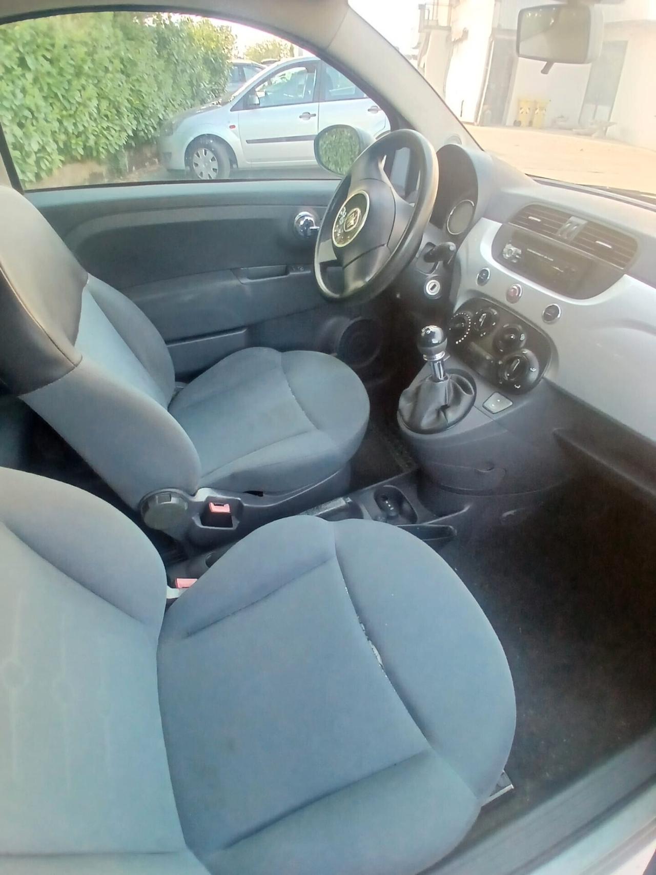 Fiat 500 1.2 POP model. 2009 VISTA E PIACIUTA NO GARANZIA