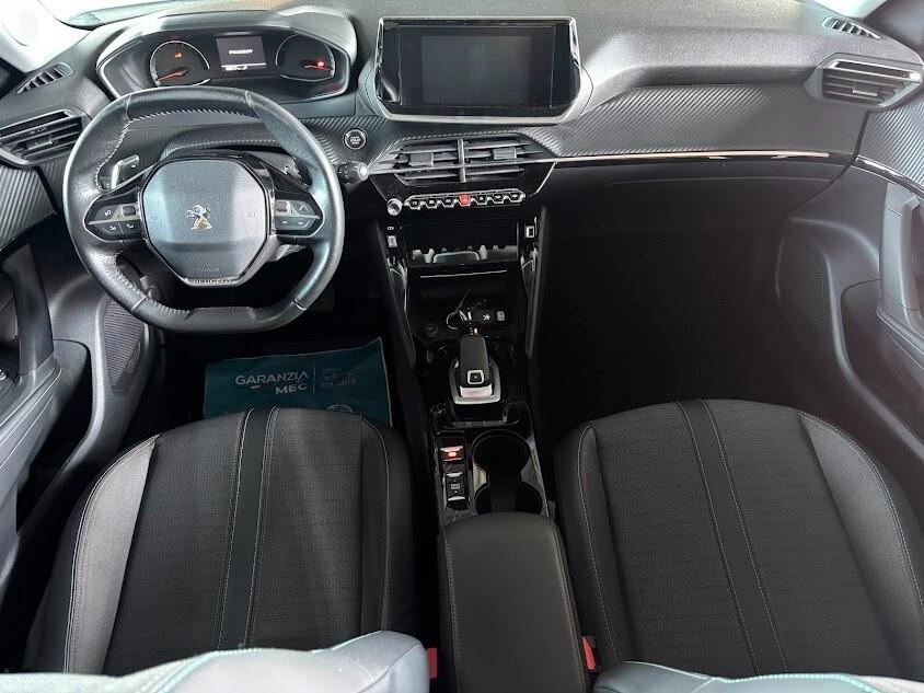 Peugeot 2008 PureTech 130 EAT 8 Allure 60.000KM