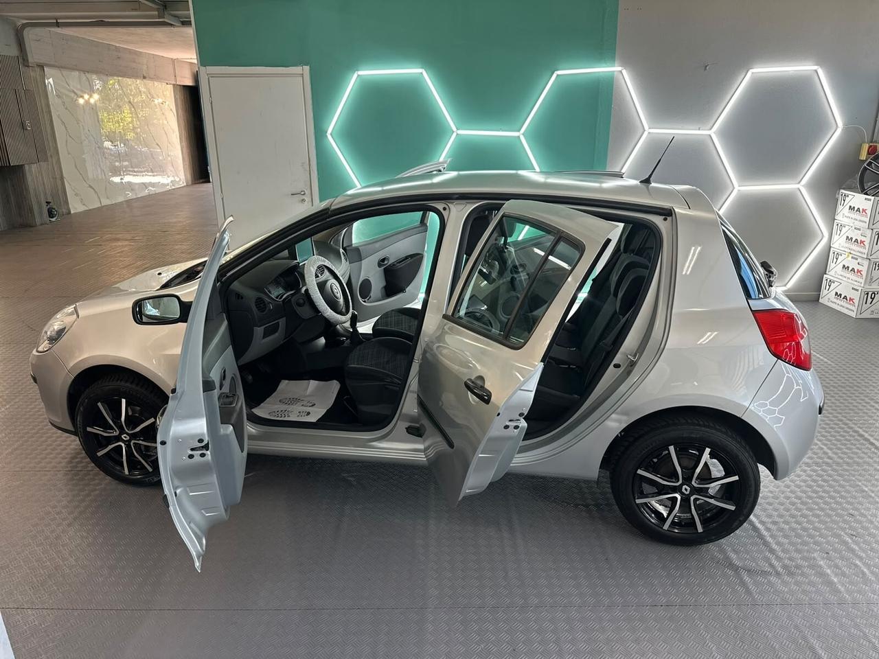 Renault Clio Storia 1.2 5 porte Confort