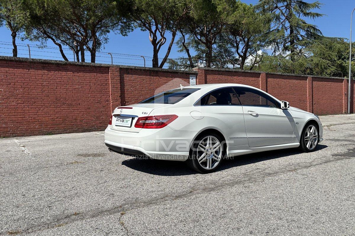 MERCEDES E 250 CDI Coupé BlueEFFICIENCY Avantgarde