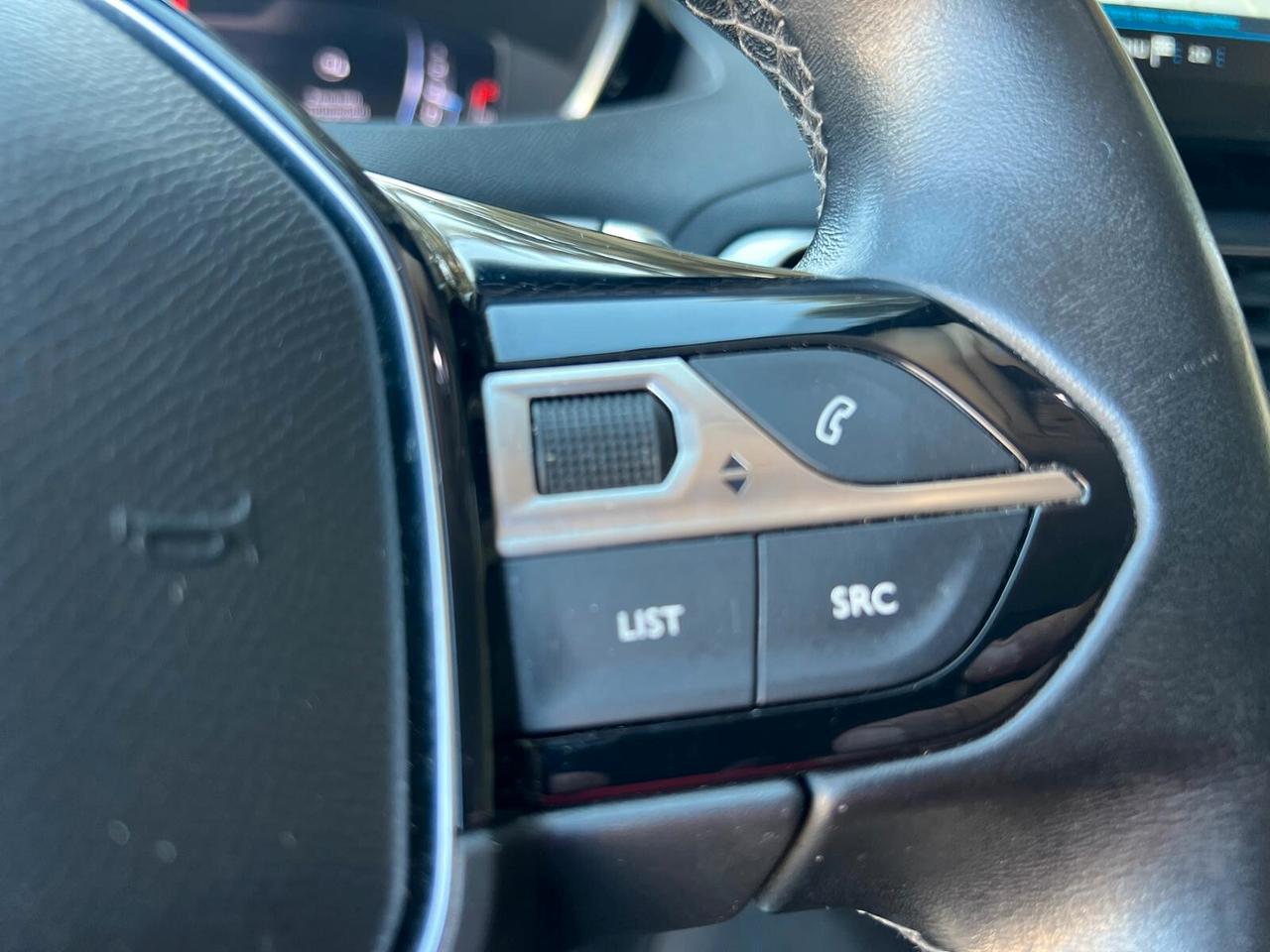 Peugeot 3008 1.5 HDi 130 EAT8 Allure Pack