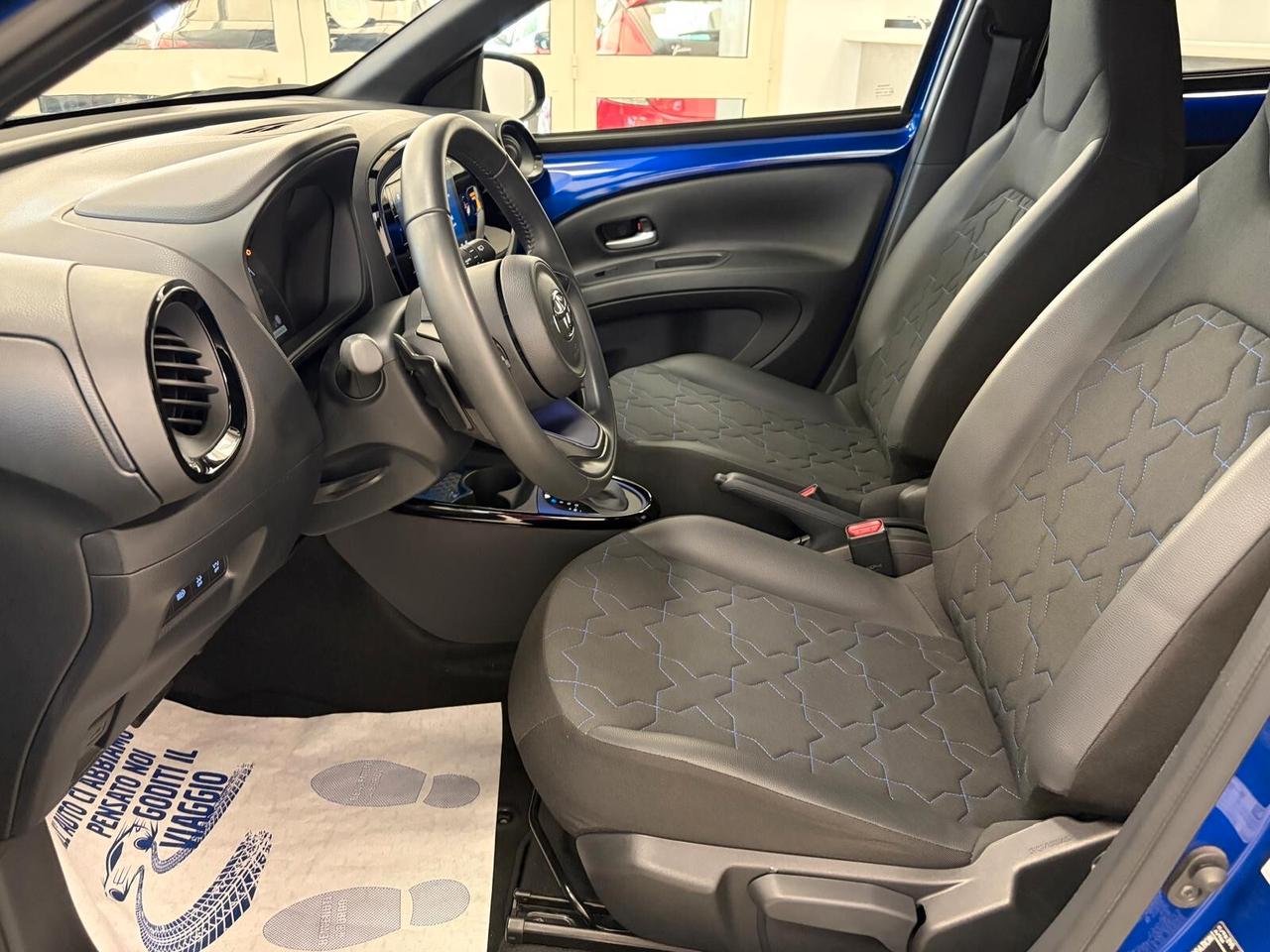 Toyota Aygo X 1.0 VVT-i 72 CV 5 porte Lounge S-CVT