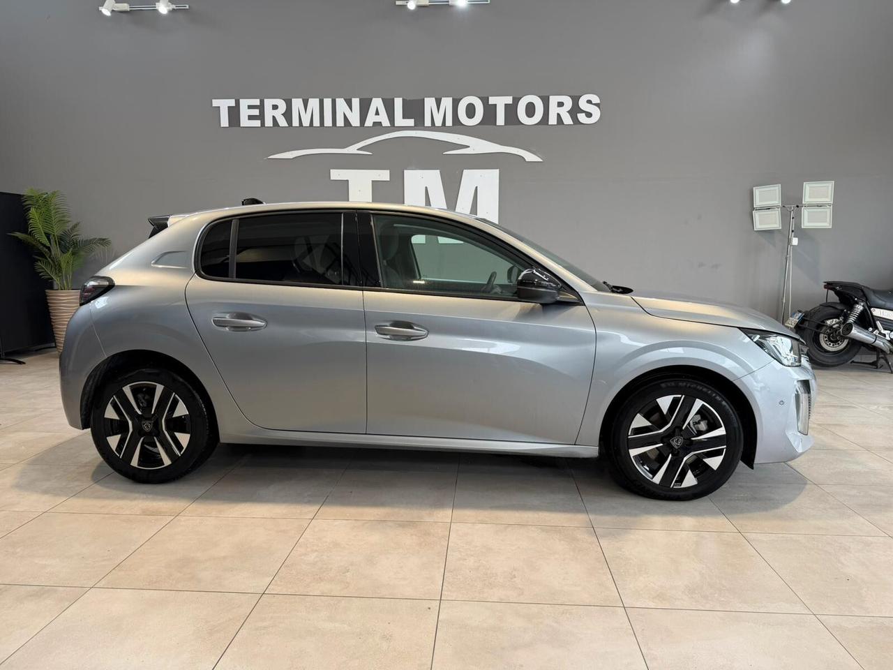 Peugeot 208 PureTech 100 Stop&Start 5 porte Allure