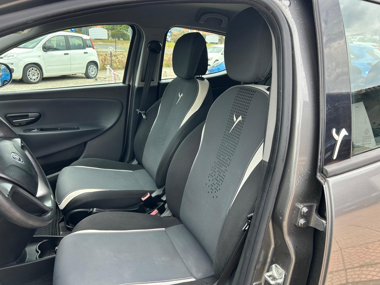 Lancia Ypsilon 1.3 MJT 16V 95 CV 5 porte S&S Elefantino