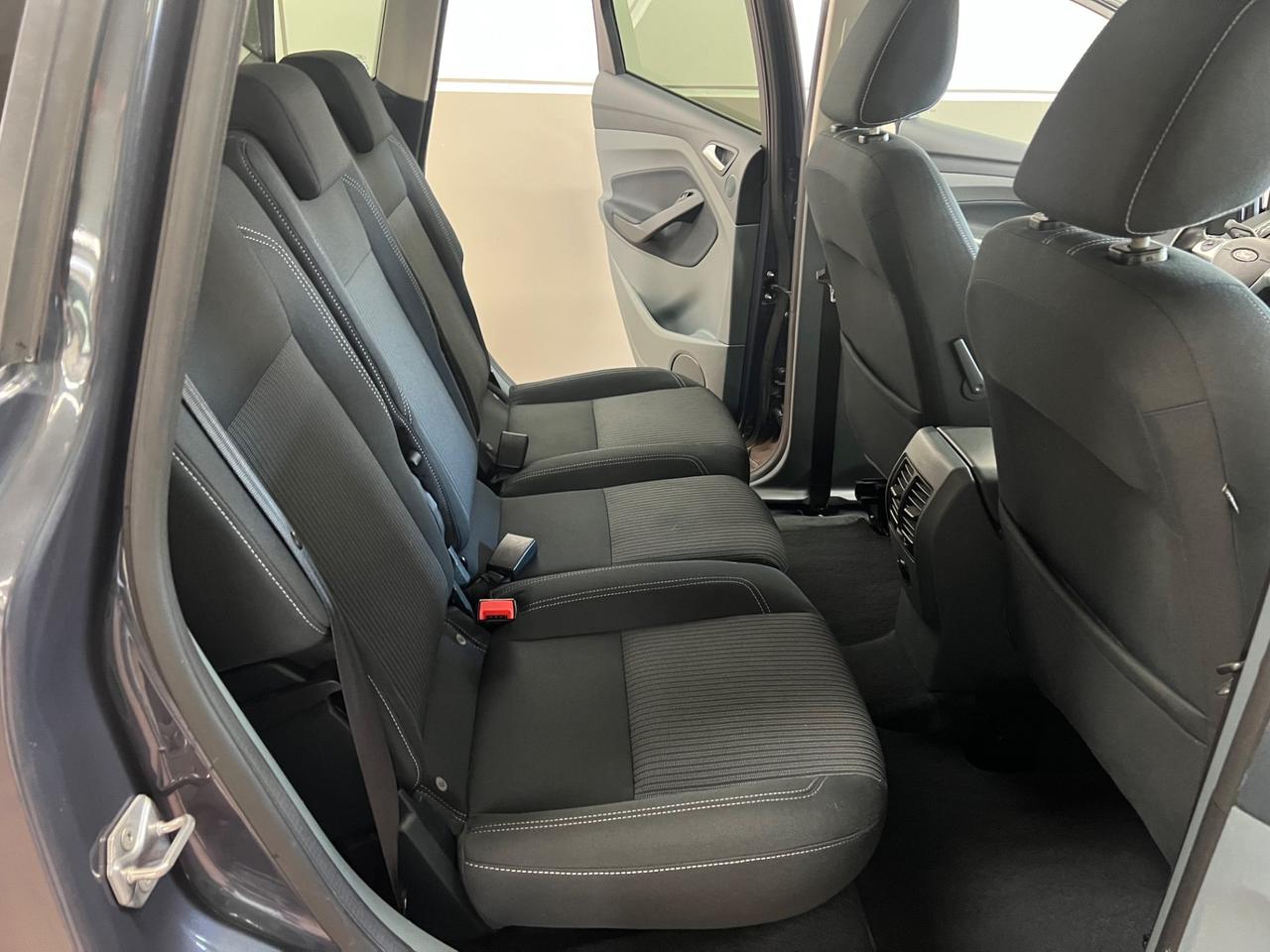 Ford C-Max Titanium