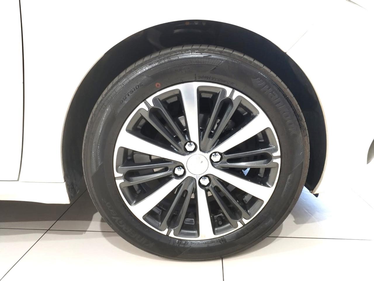 Peugeot 208 BlueHDi 75 5 porte Allure