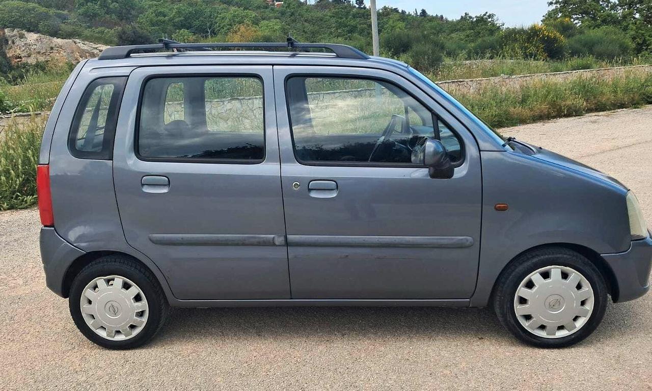 Opel Agila 1.2 16V Club