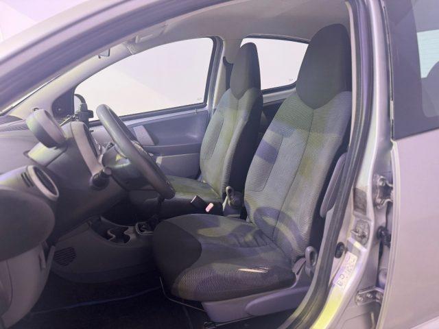 TOYOTA Aygo 1.0 12V VVT-i 5 porte Sol