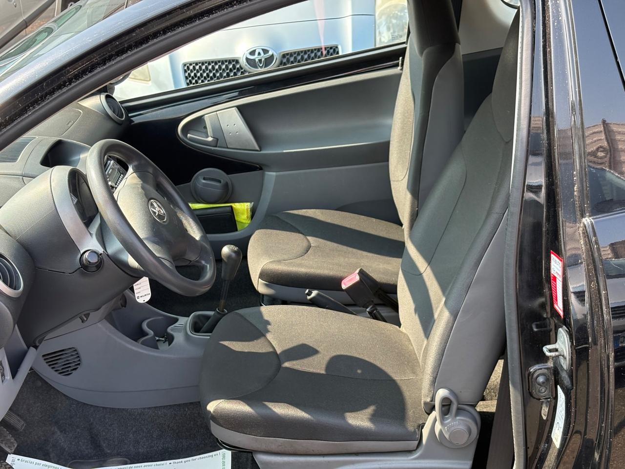 Toyota Aygo 1.0 12V VVT-i 5 porte Now