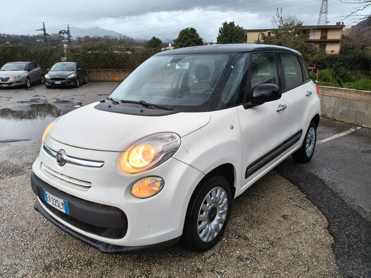 FIAT 500L FULL OPTIONAL A METANO A.F.F.A.R.E
