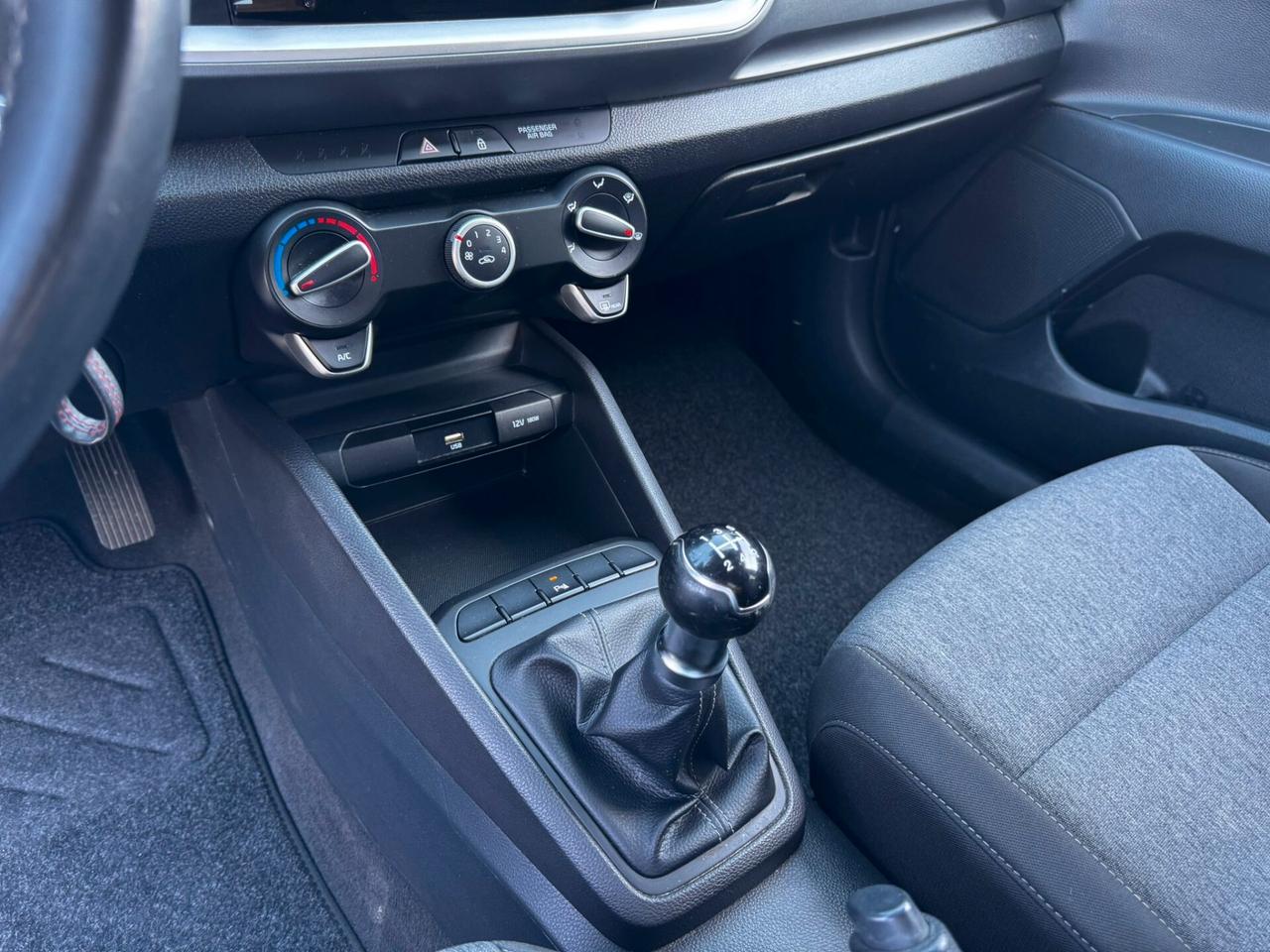 KIA STONIC 1.2 GPL URBAN RETROCAMERA E SENSORI