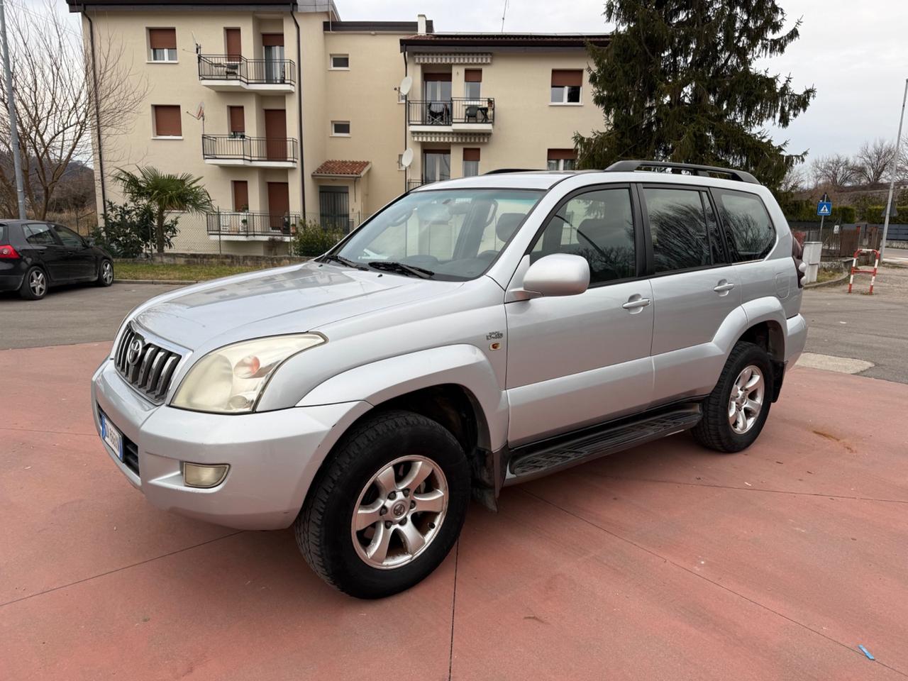 Toyota Land Cruiser 3.0 D-4D 16V cat 5 porte Sol