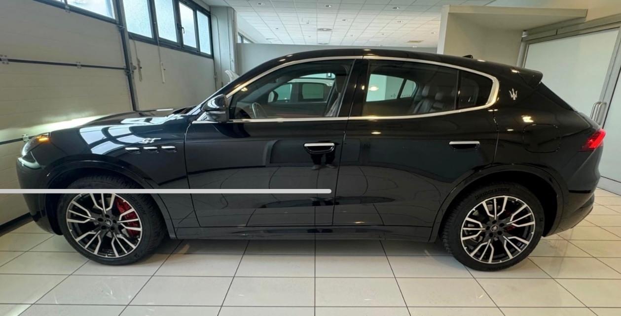 Maserati Grecale MHEV 300 CV AWD GT