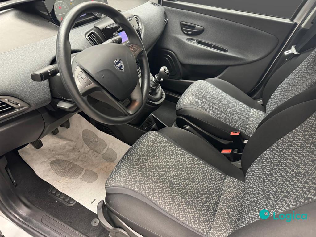 LANCIA Ypsilon III 2021 - Ypsilon 1.0 firefly hybrid Silver s&s 70c