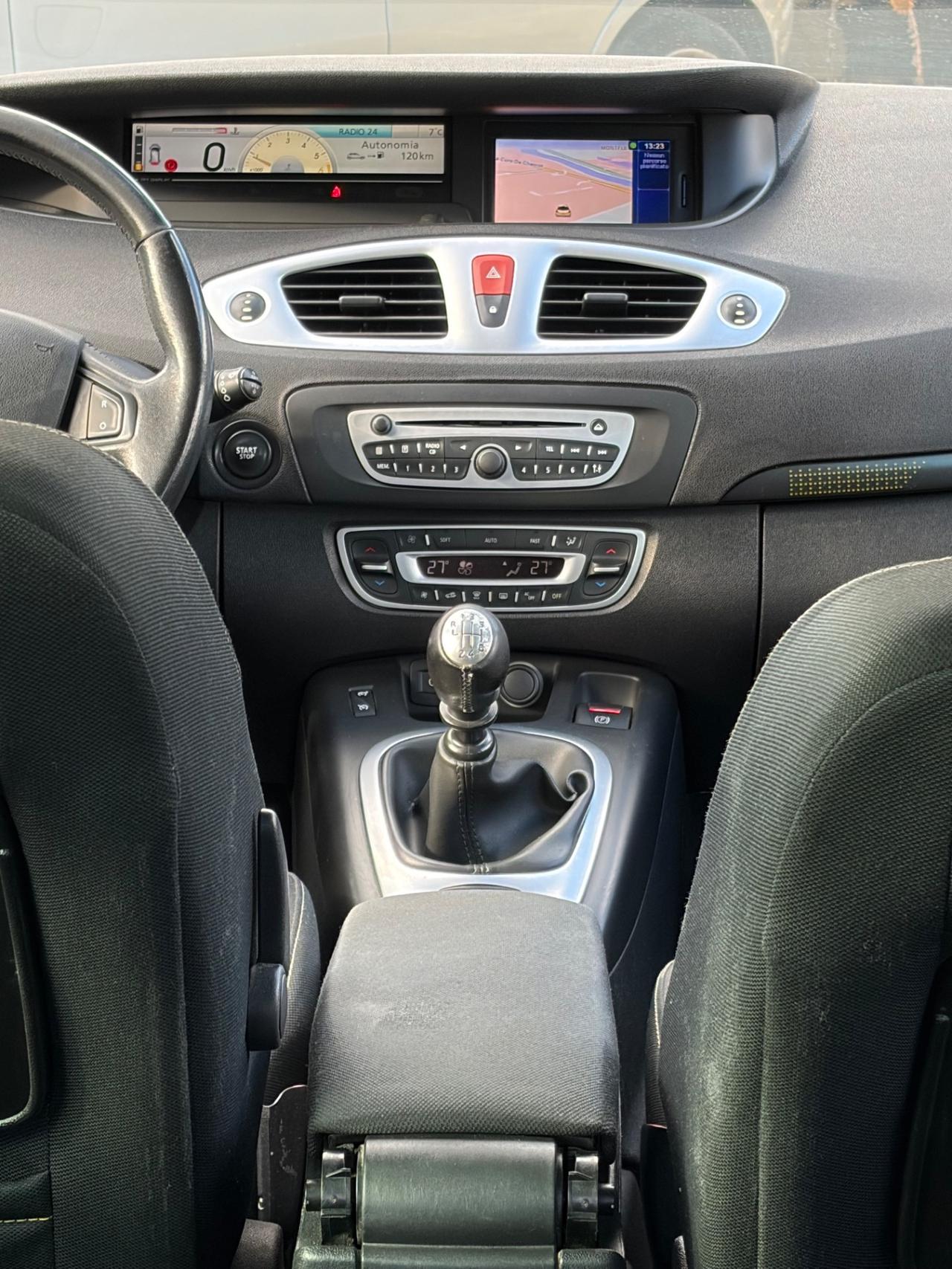 Renault Scenic X-Mod 1.9 dCi 130CV Luxe