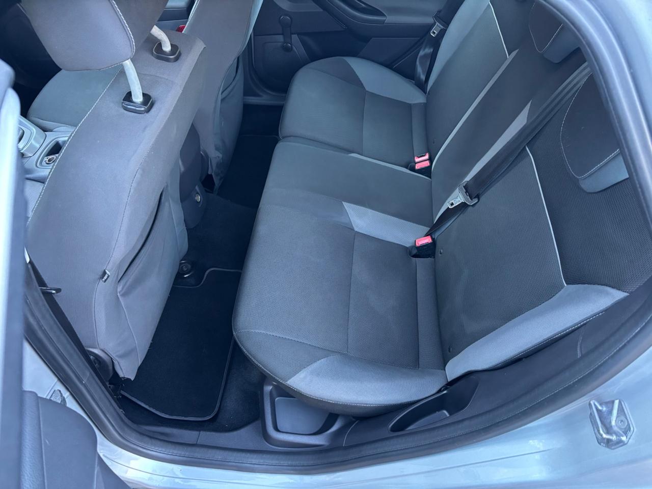 Ford Focus 1.6 TDCi 115 CV SW AUTO SOLO PER OPERATORI DEL SETTORE.