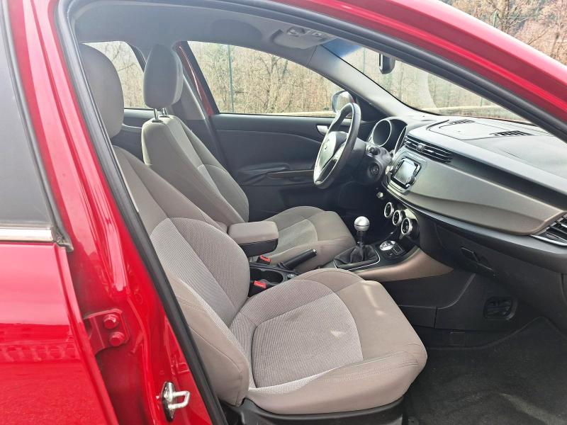 Alfa Romeo Giulietta 1.4 t. Distinctive 120cv E6