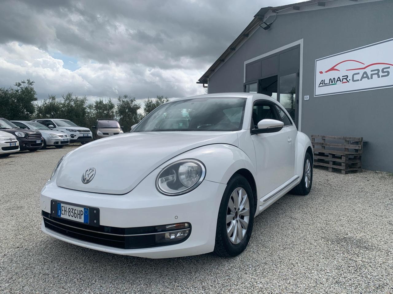 Volkswagen Maggiolino 1.6 TDI NEOPATENTATI