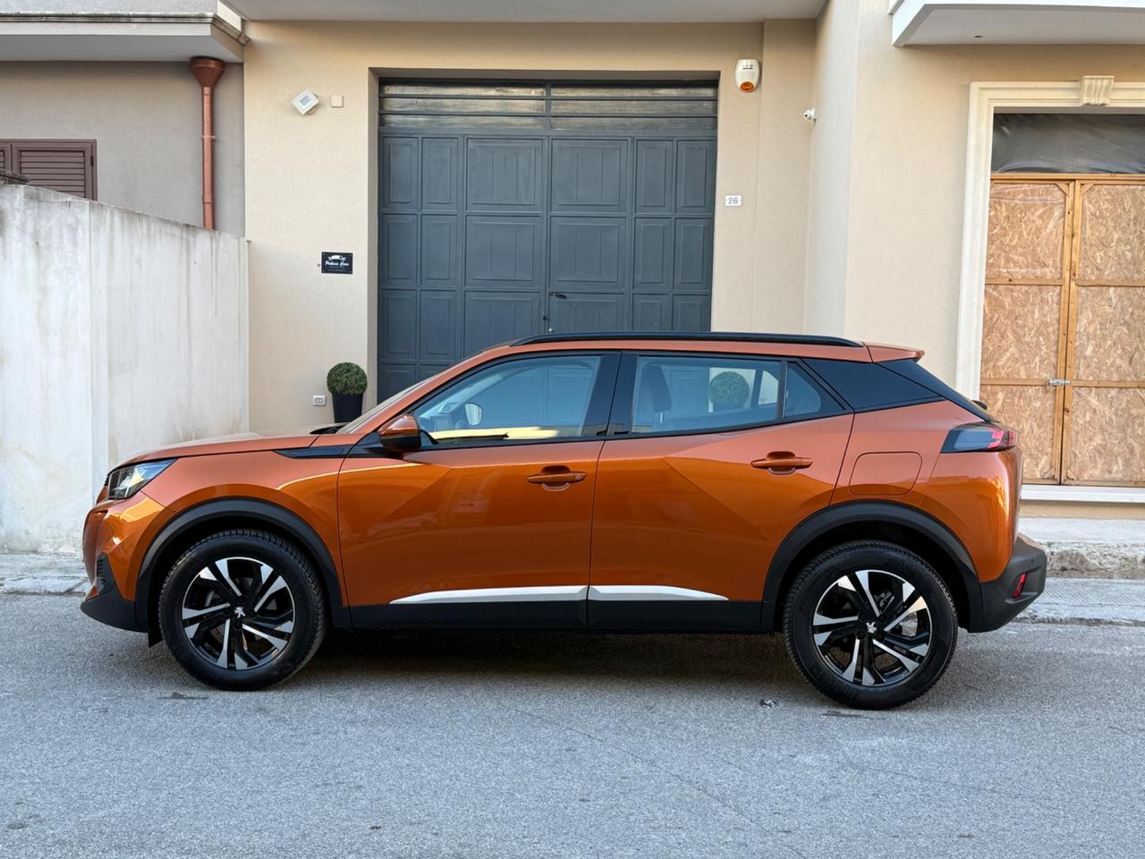 Peugeot 2008 BlueHDi 130 S&S EAT8 Allure Navi Pack
