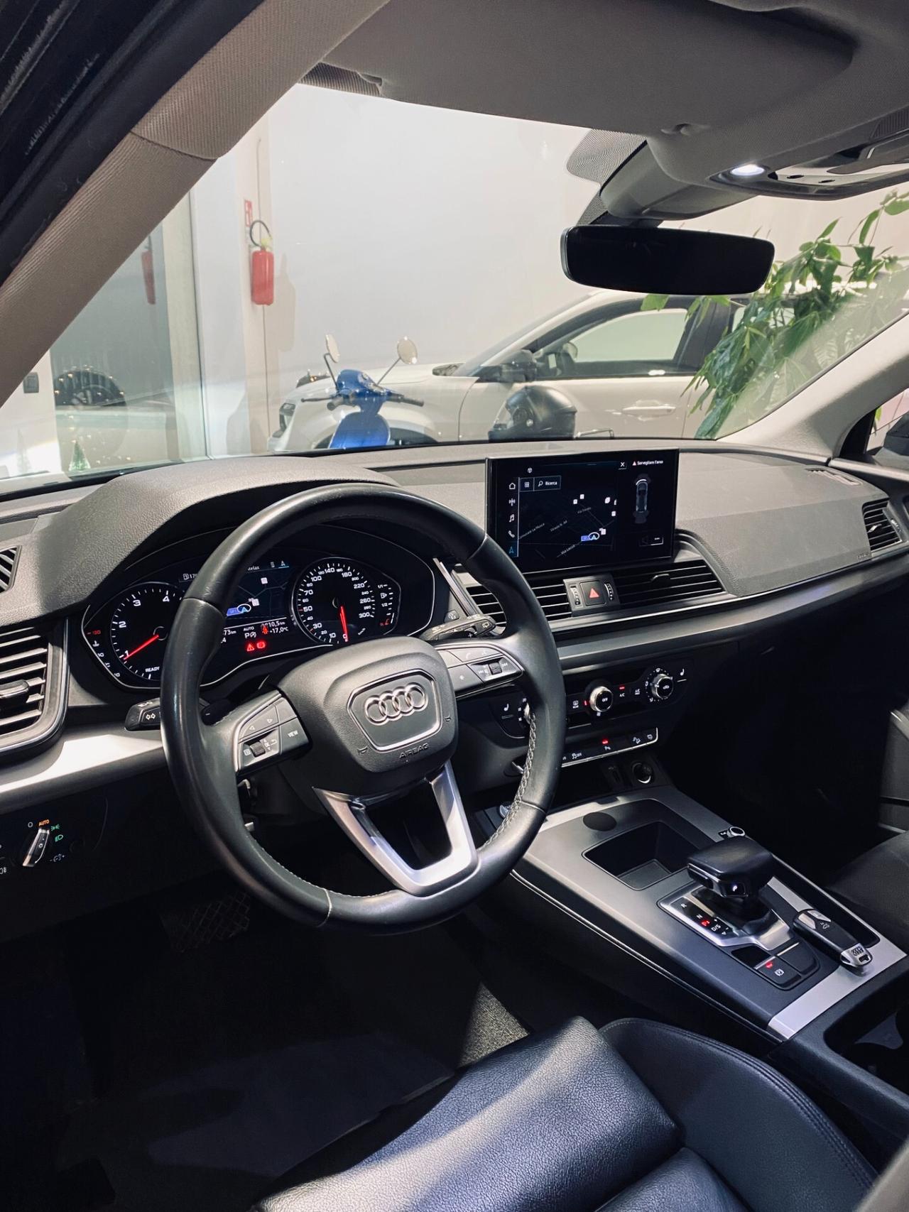 Audi Q5 30 TDI S tronic Business