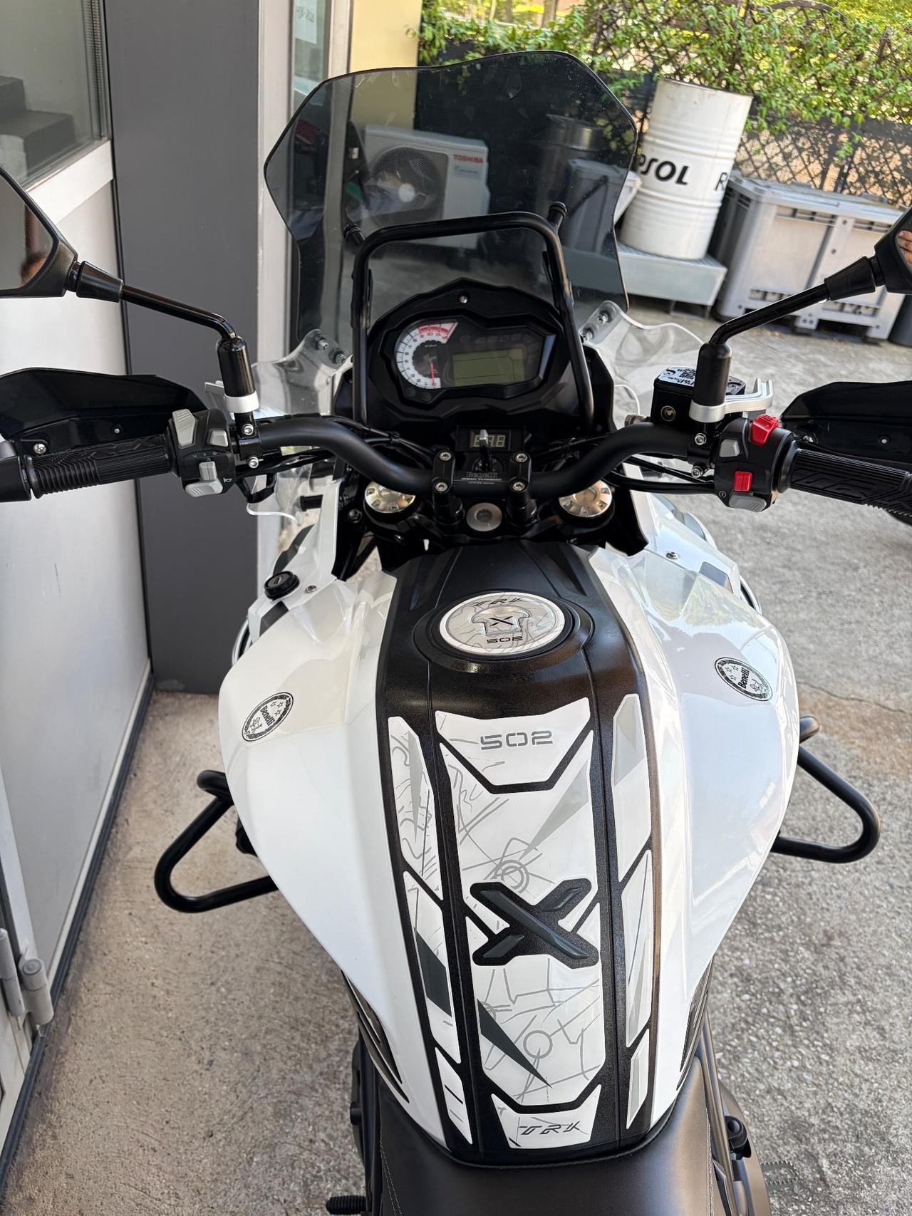 Benelli TRK 502