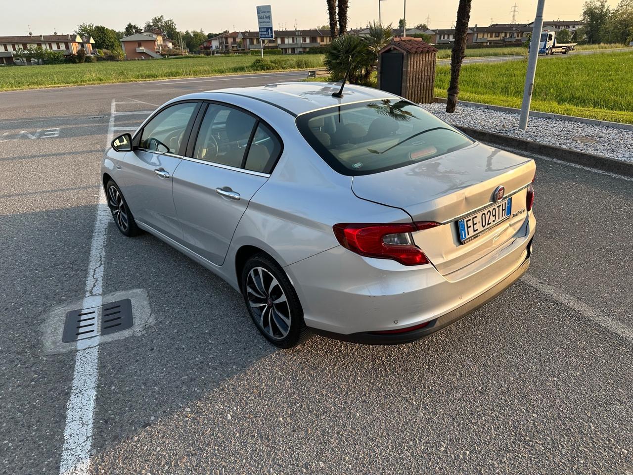 Fiat Tipo 1.6 Mjt OK NEO