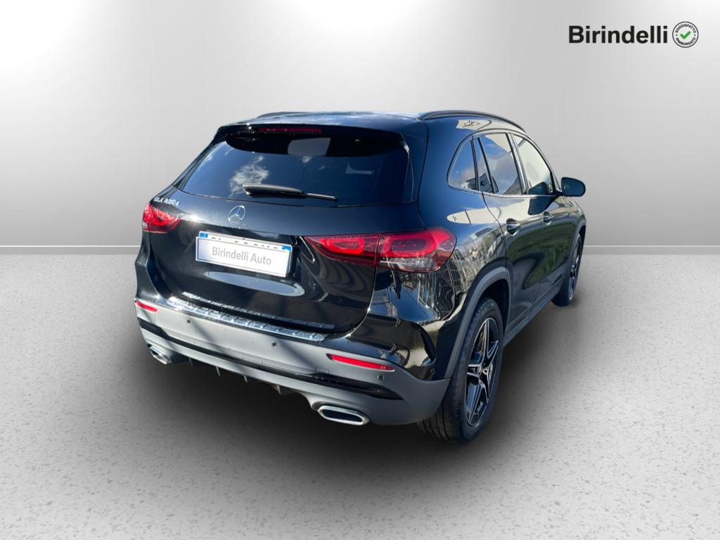 Mercedes-Benz GLA (H247) - GLA 200 d Automatic Premium