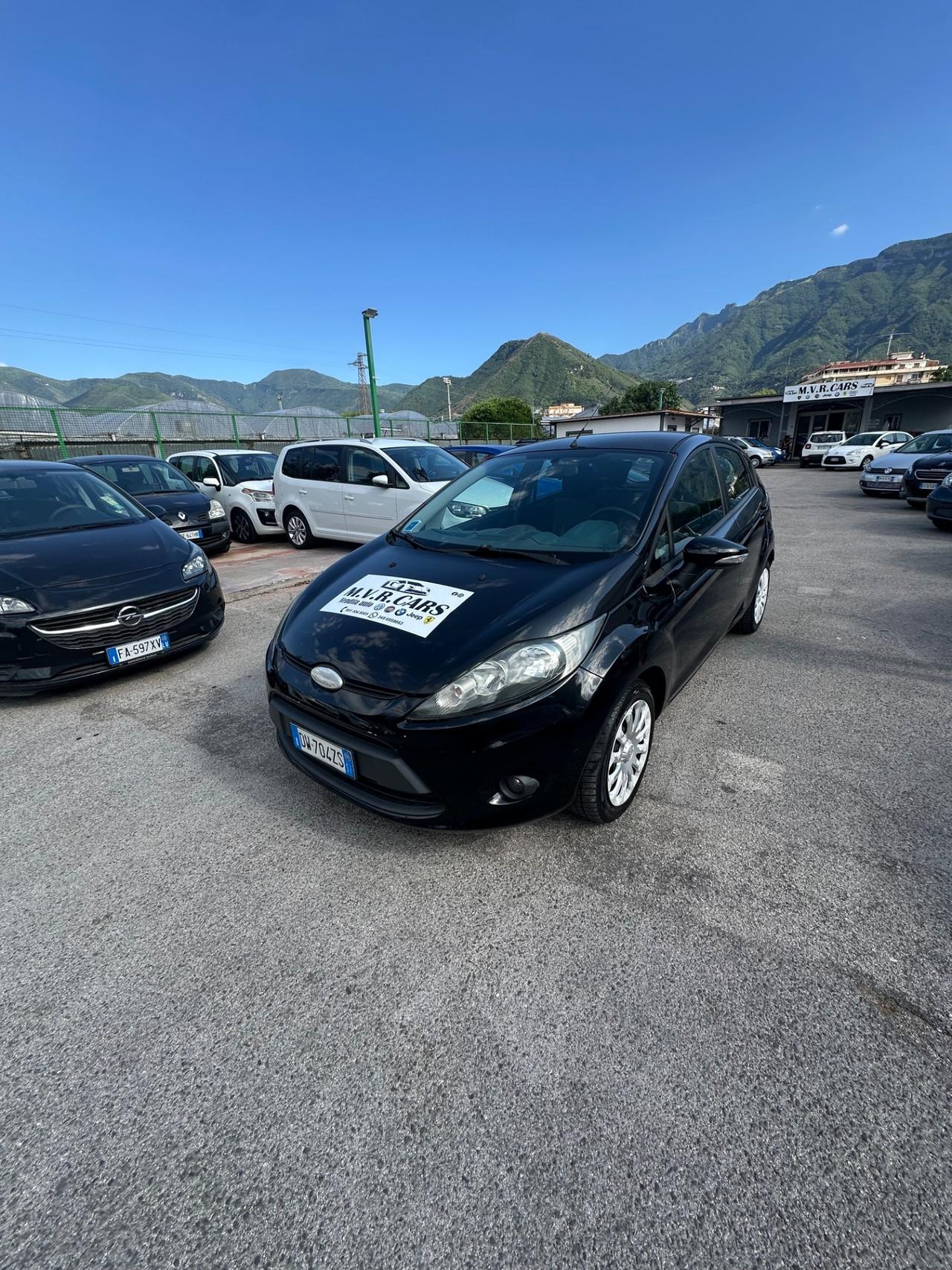 Ford Fiesta 1.4 TDCi 68CV 5 porte Titanium