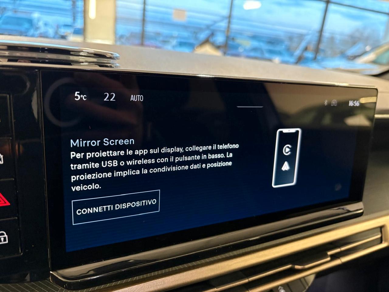 Lancia Ypsilon LX Hybrid 110 e-DCT SPOTICAR