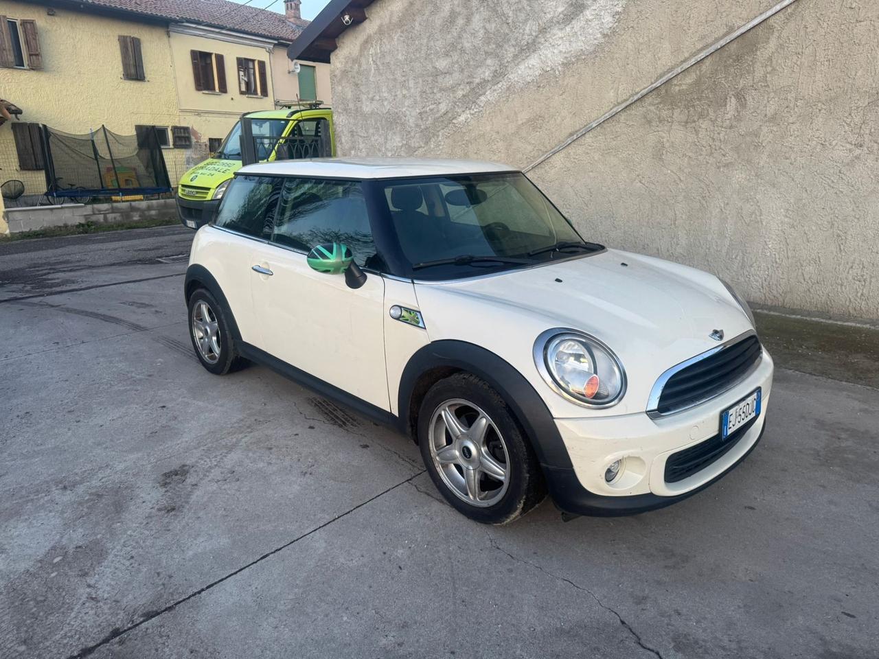 Mini 1.6 16V One (72kW)