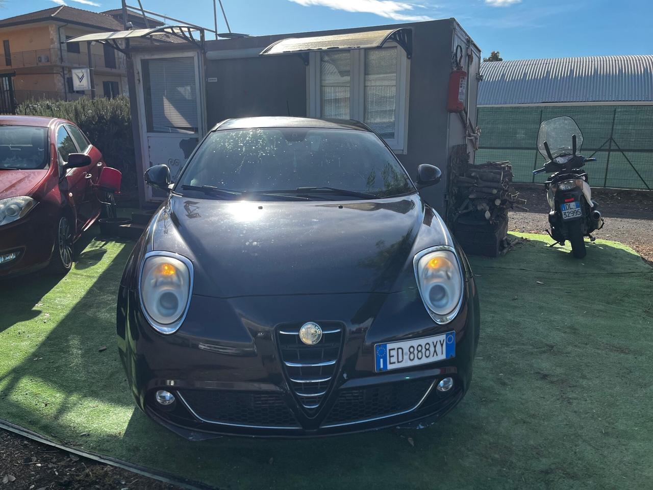 Alfa Romeo MiTo 1.3 JTDm-2 95 CV S&S Distinctive Sport Pack