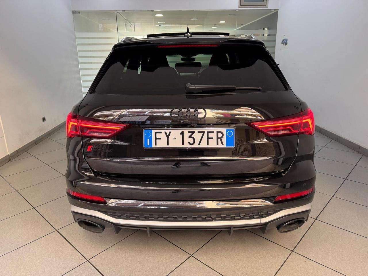 Audi Q3 RS Quattro 2.5 Benzina 400/CV con Tetto Apribile