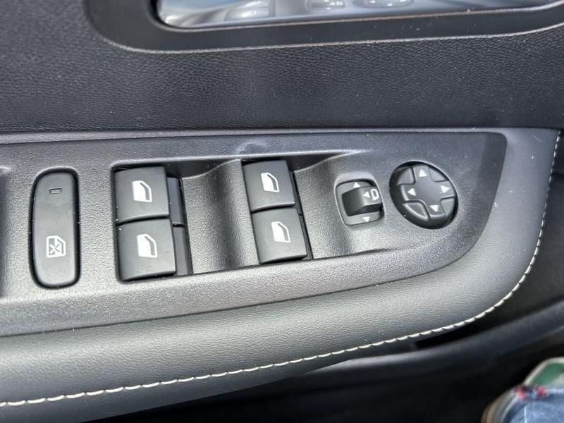 Peugeot 208 PureTech 100 Allure 5p PROMO!! PARI NUOVO